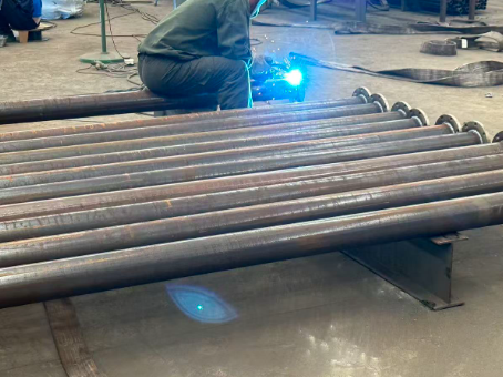 新乡20#无缝注浆管加工108*6钢花管棚管